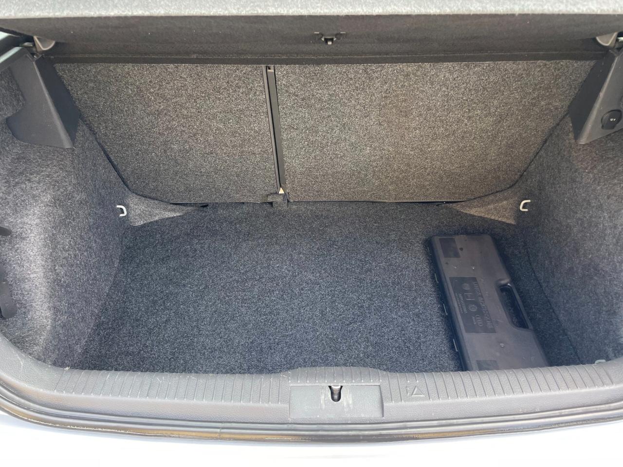 Volkswagen Polo 5p 1.2 Comfortline IDONEA NEOPATENTATI