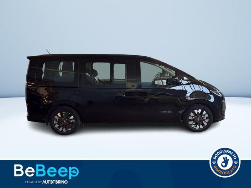 Hyundai Staria 2.2 LUXURY AWD AUTO