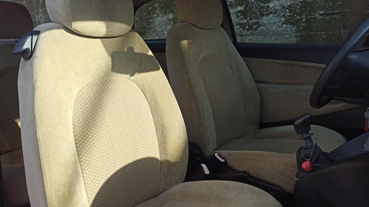 Lancia Ypsilon 1.2 Argento