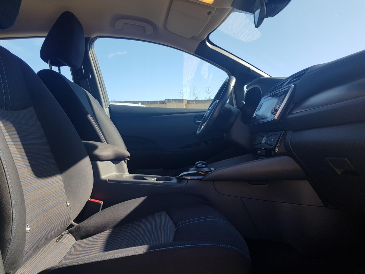 Nissan Leaf Acenta 40kWh 150cv