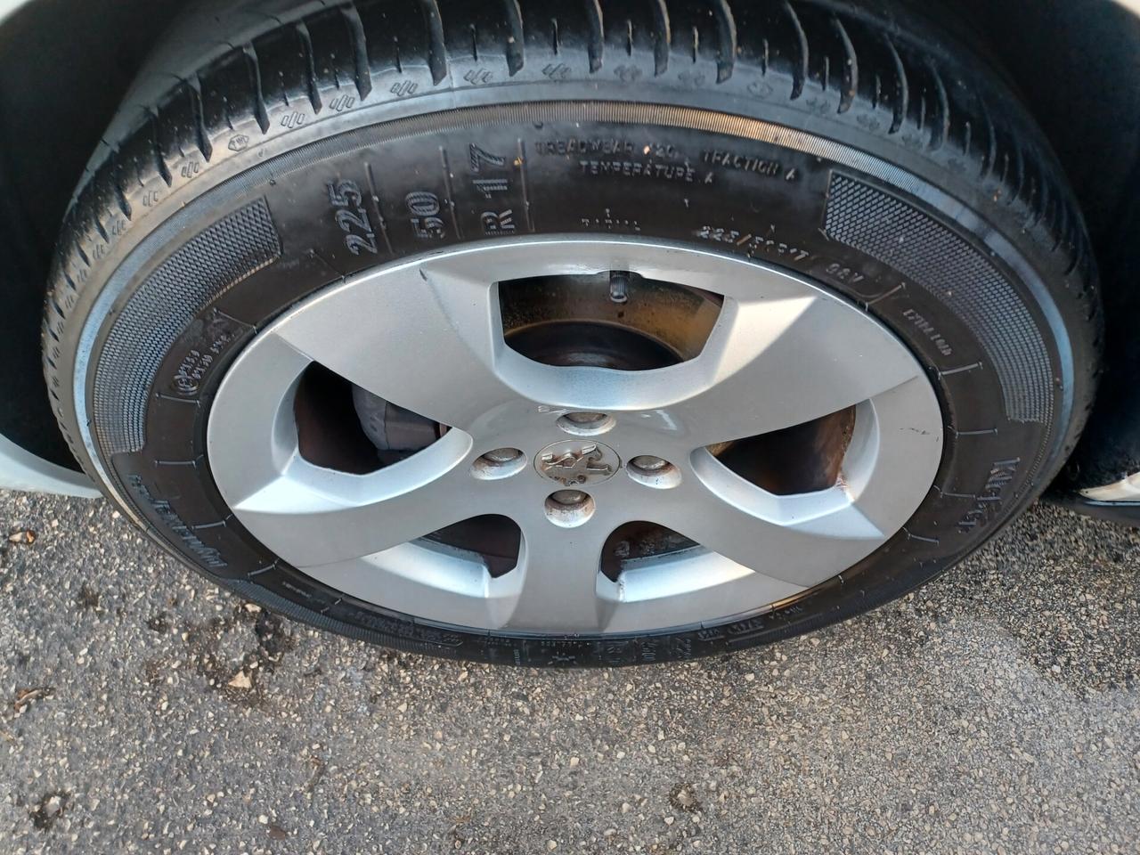 Peugeot 3008 1.6 HDi UNICO PROPRIETARIO NAVI