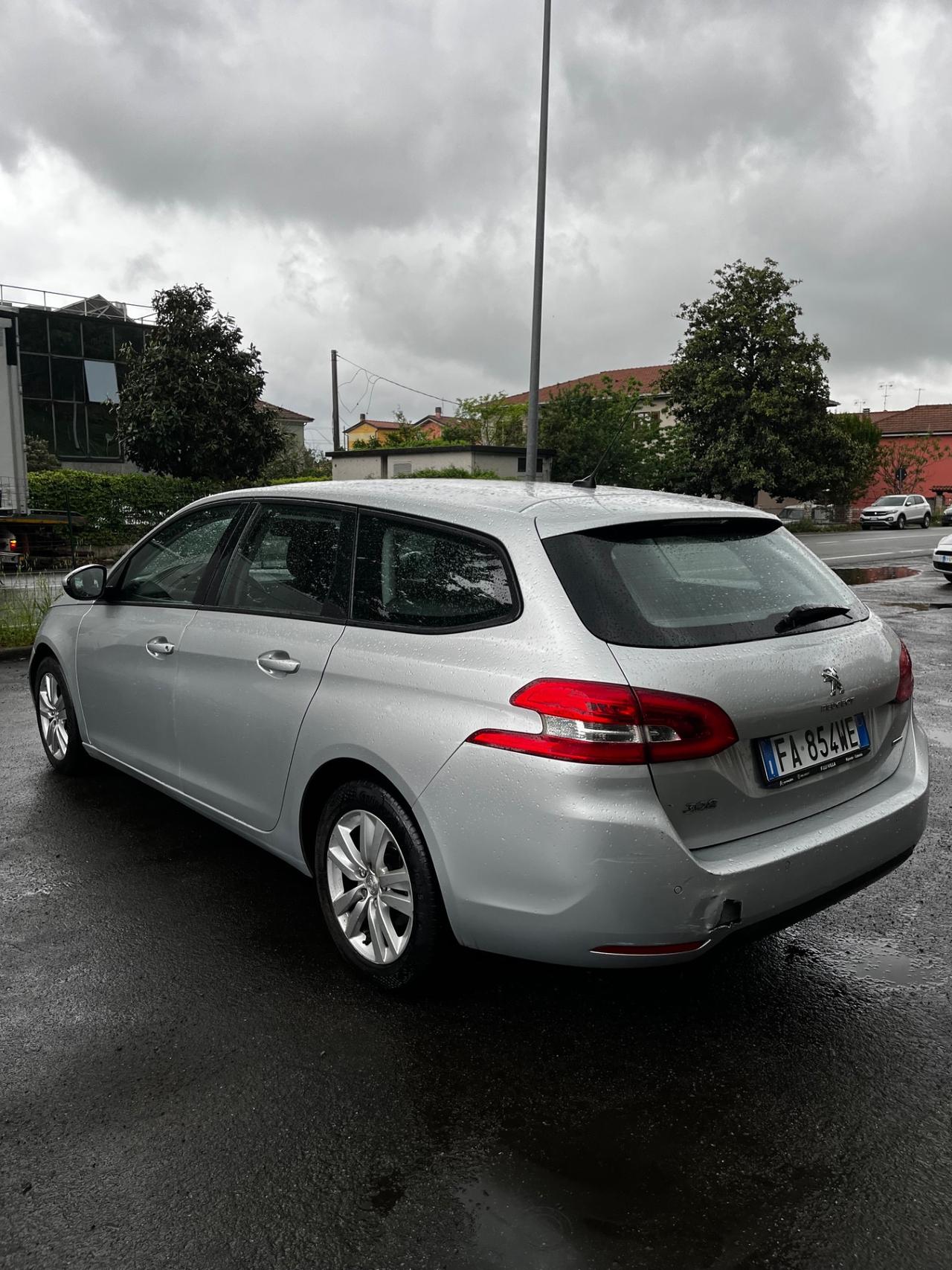 Peugeot 308 BlueHDi 120 S&S EAT6 SW Business