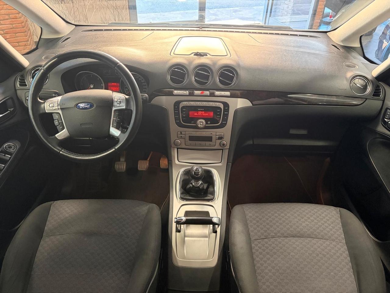 Ford Galaxy 1.8 TDCi 125 CV Ghia