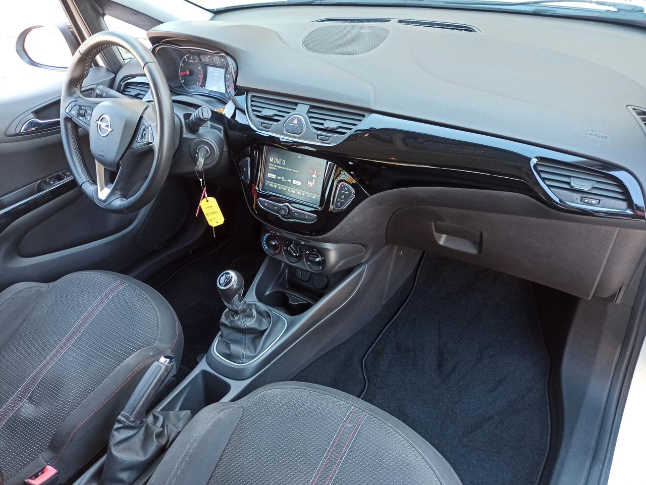 Opel Corsa 1.4 90CV GPL Tech 5 porte Black Edition