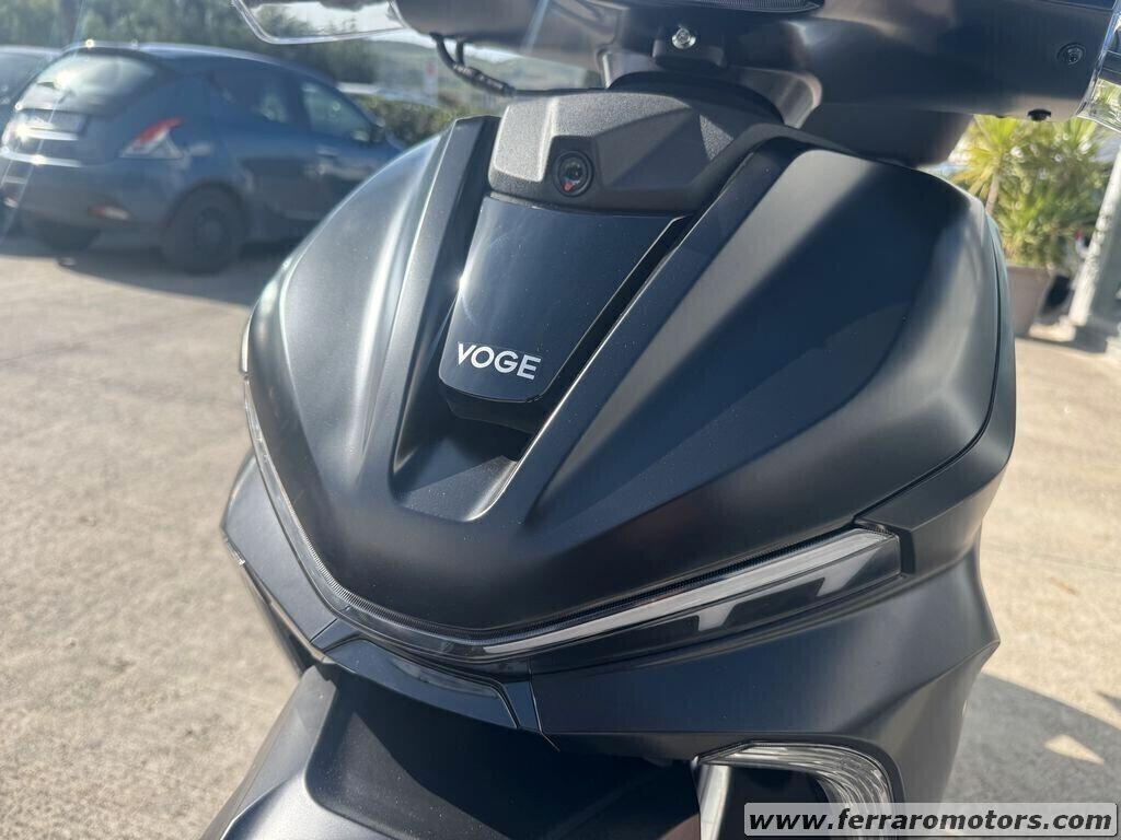 VOGE SR16 200 NUOVO PRONTA CONSEGNA A SOLI 28 EURO AL MESE