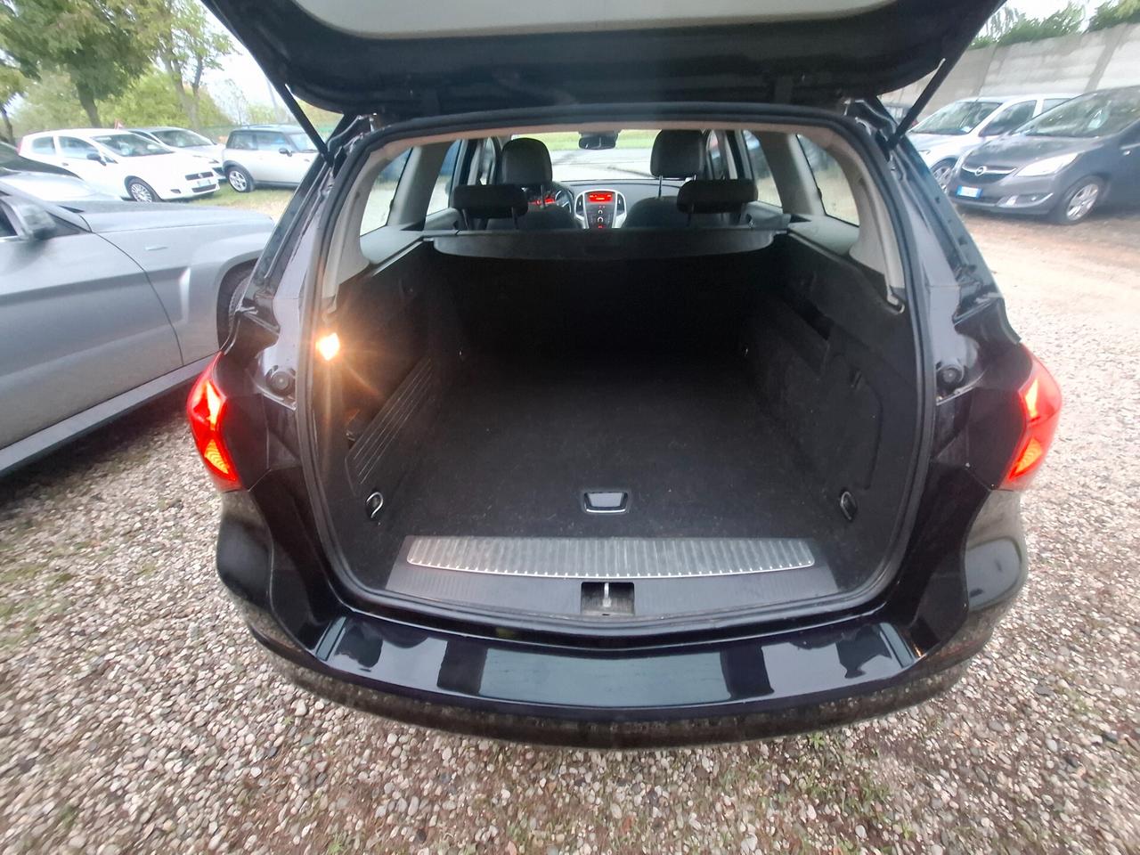 Opel Astra 1.7 CDTI 110CV Sports Tourer Cosmo