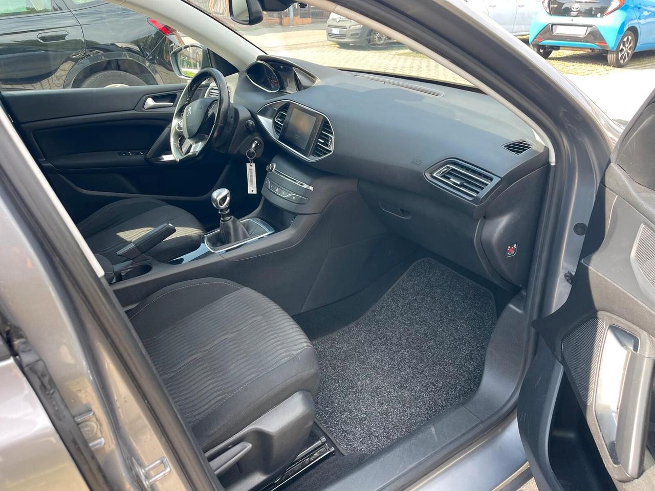 Peugeot 308 BlueHDi 120 S&S SW Business