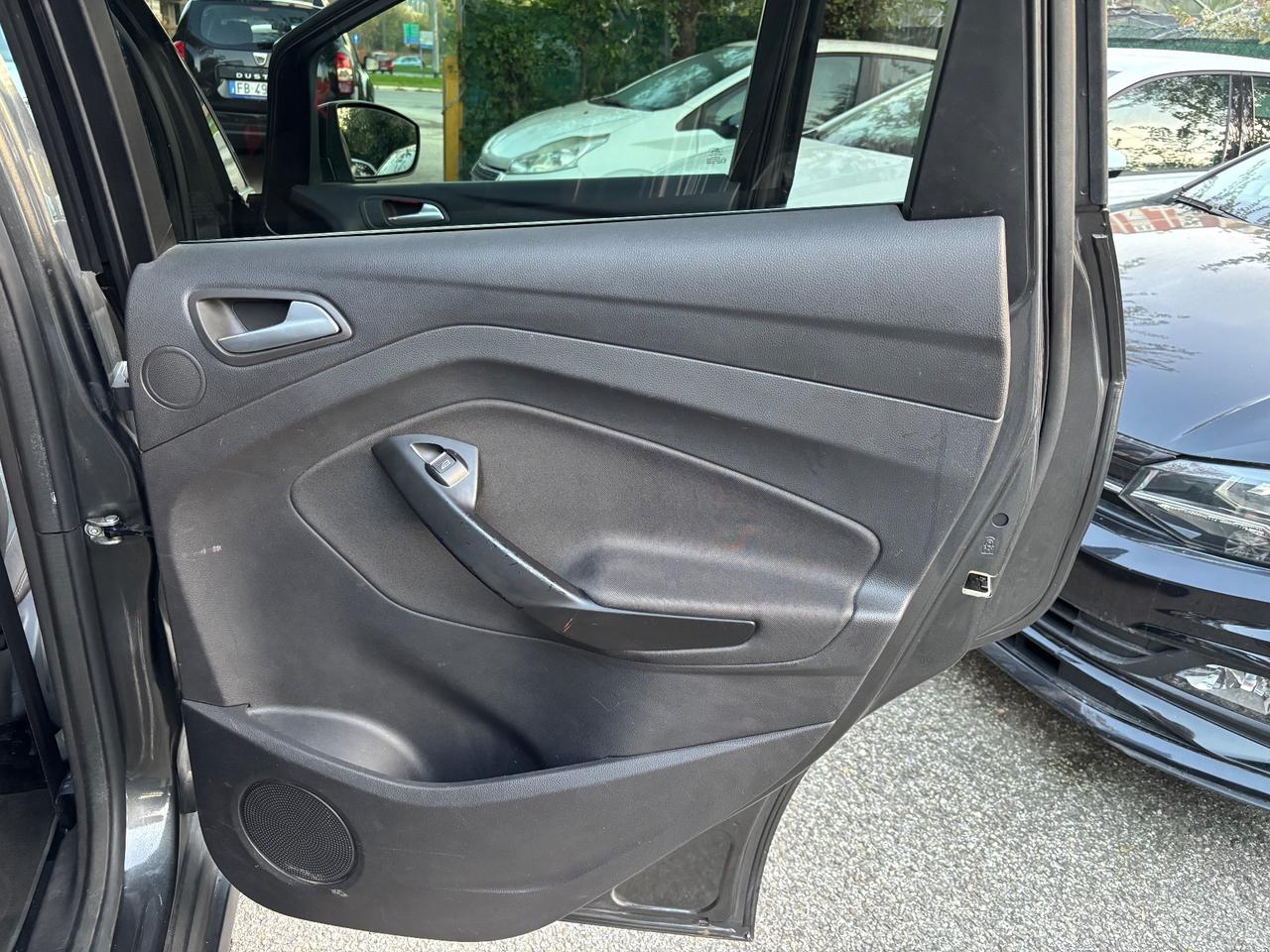 Ford C-Max 1.6 120CV GPL Titanium