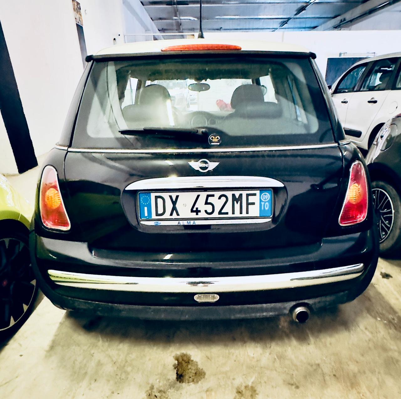 Mini 1.6 16V Cooper 1999 asi