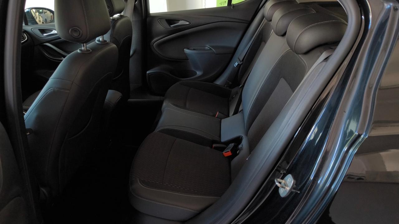 Opel Astra 1.6 CDTi 110CV Start&Stop 5 porte Innovation