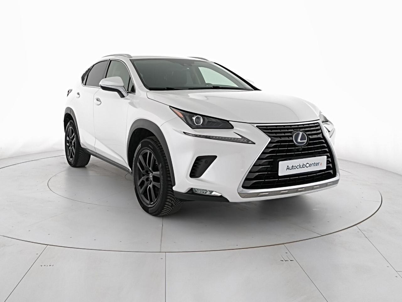 Lexus NX 300h 2.5 Business 2wd