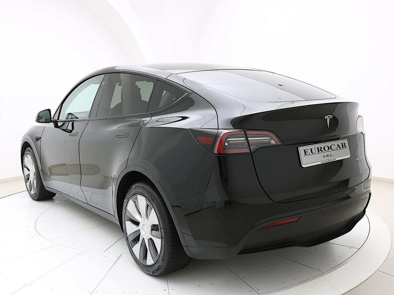 Tesla Model Y Long Range Dual Motor AWD