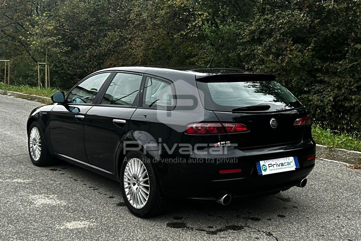 ALFA ROMEO 159 1.9 JTDm 16V Sportwagon Exclusive Q-Tronic