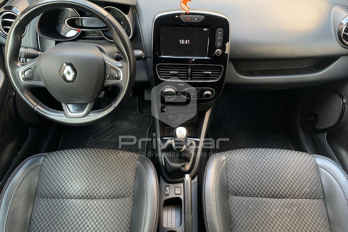 RENAULT Clio TCe 12V 90 CV 5 porte Moschino Intens
