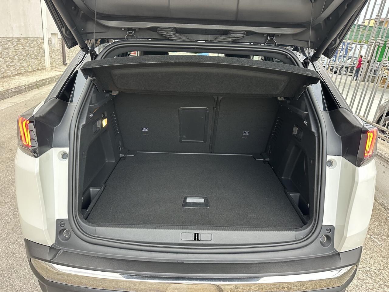 Peugeot 3008 BlueHDi 130 EAT8 GT Pack 2021