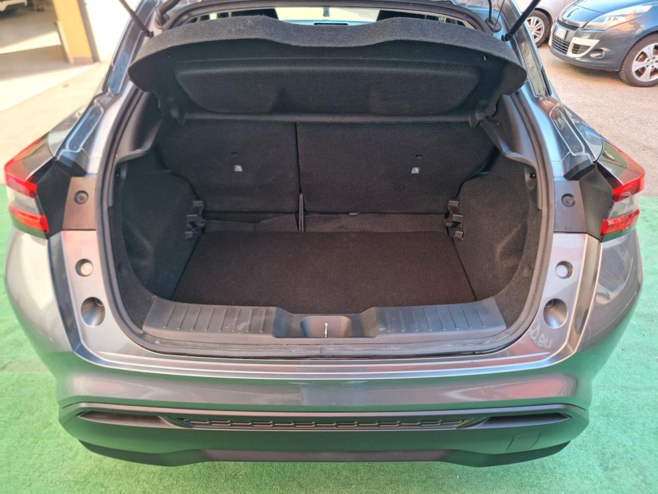 Nissan Juke 1.0 DIG-T 114 CV N-Connecta