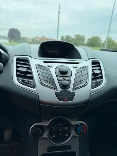 Ford Fiesta 1.2 82CV 3 porte Titanium