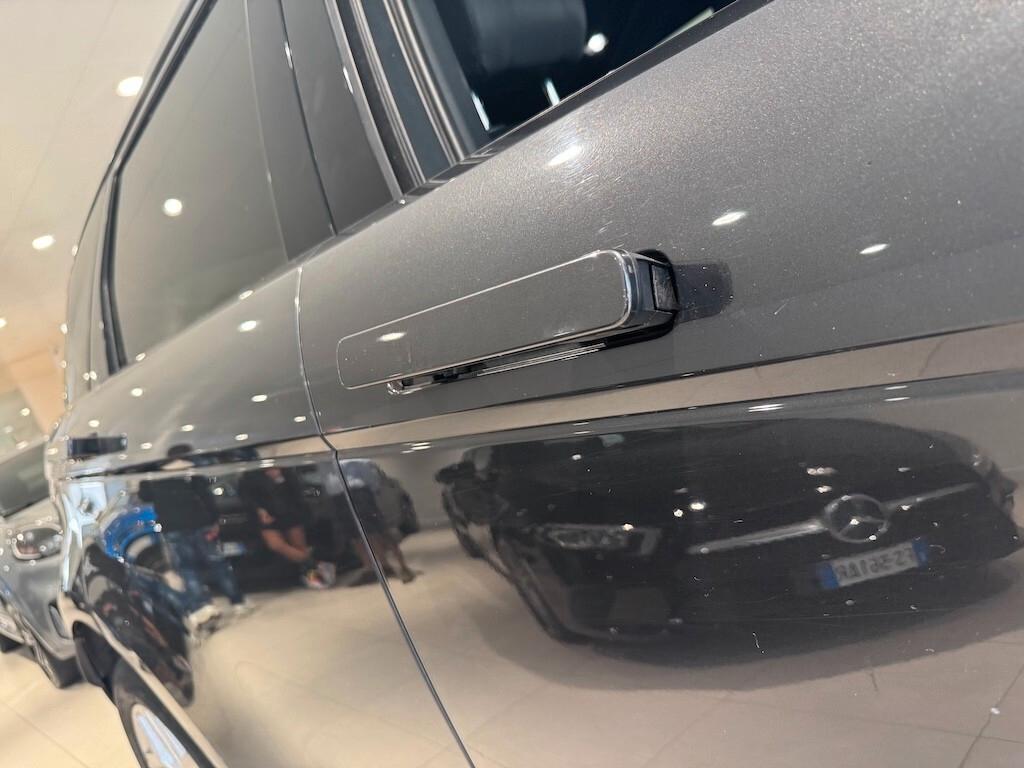 Land Rover Range Evoque 2.0D I4 180 CV AWD Auto R-Dynamic SE