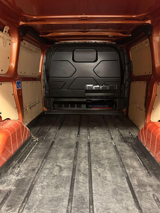 FORD Transit Custom 280 2.0 TDCi 130 PC Furgone Trend