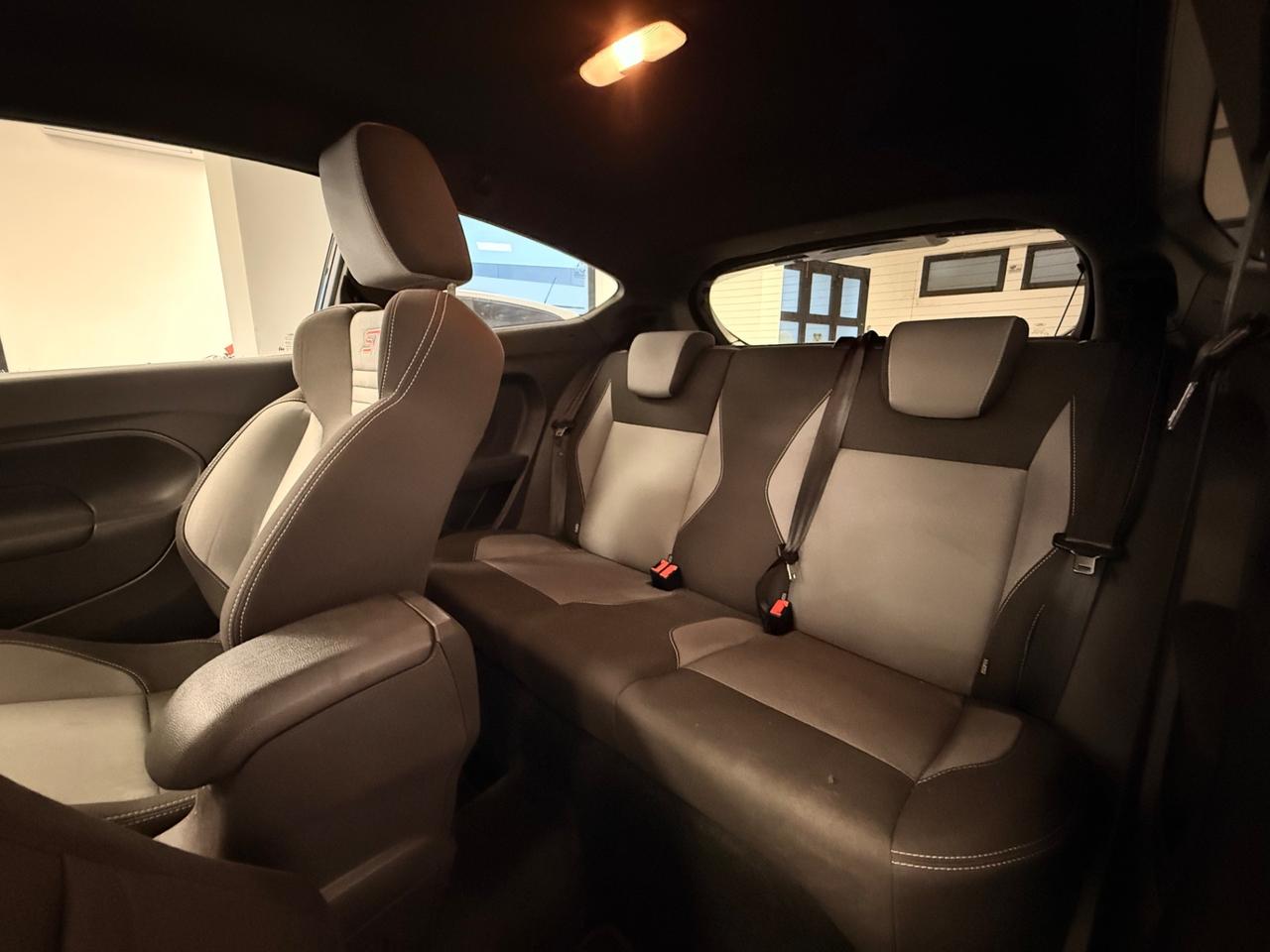 Ford Fiesta ST 1.6 182CV 3 porte ST