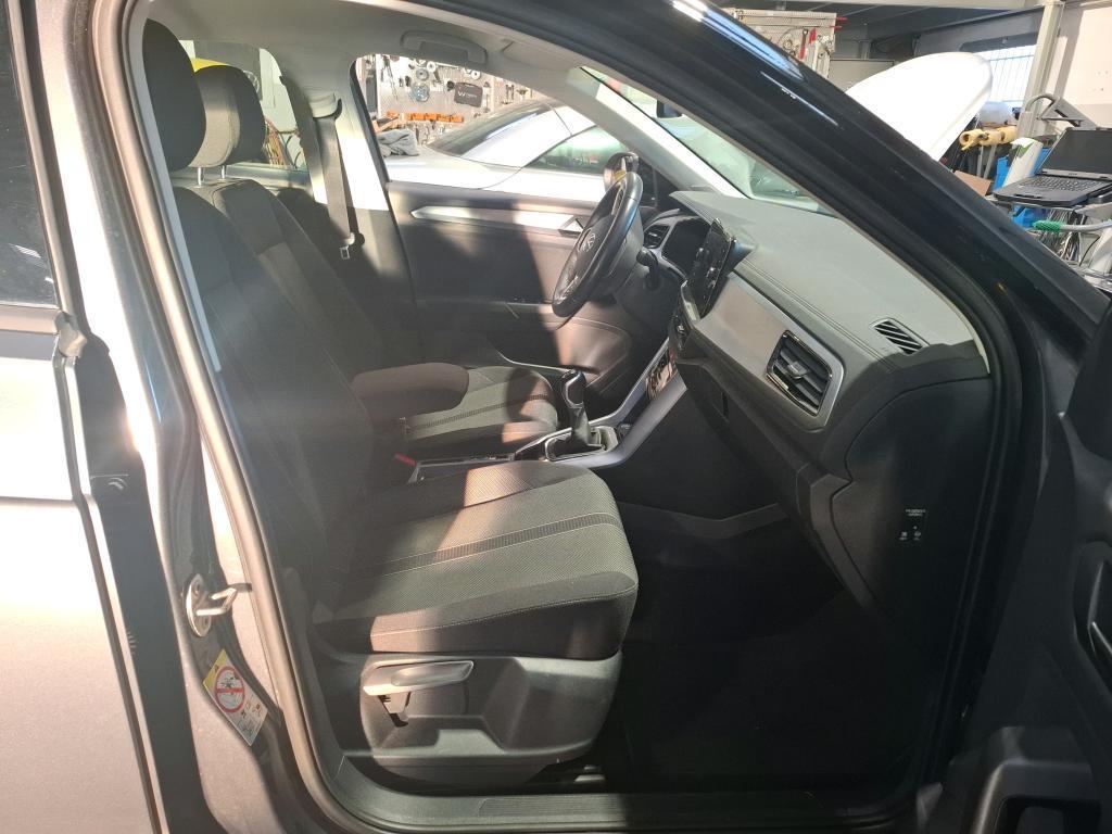 Volkswagen T-Roc 1.0 TSI Life Fari Performance, Navi, Retrocamera