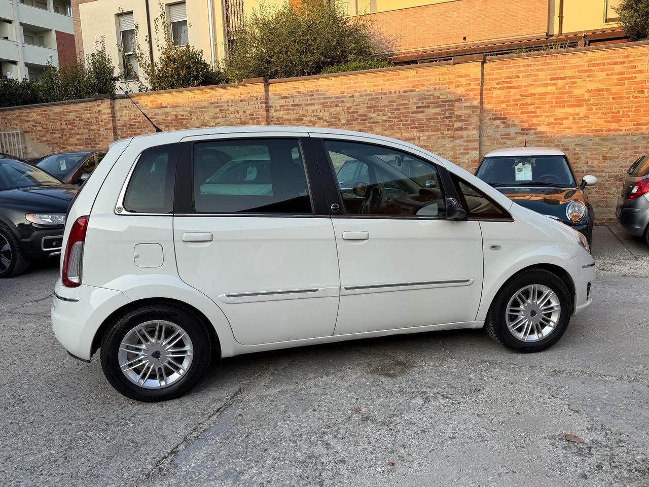 Lancia MUSA 1.4 8V Ecochic (GPL) Avenue