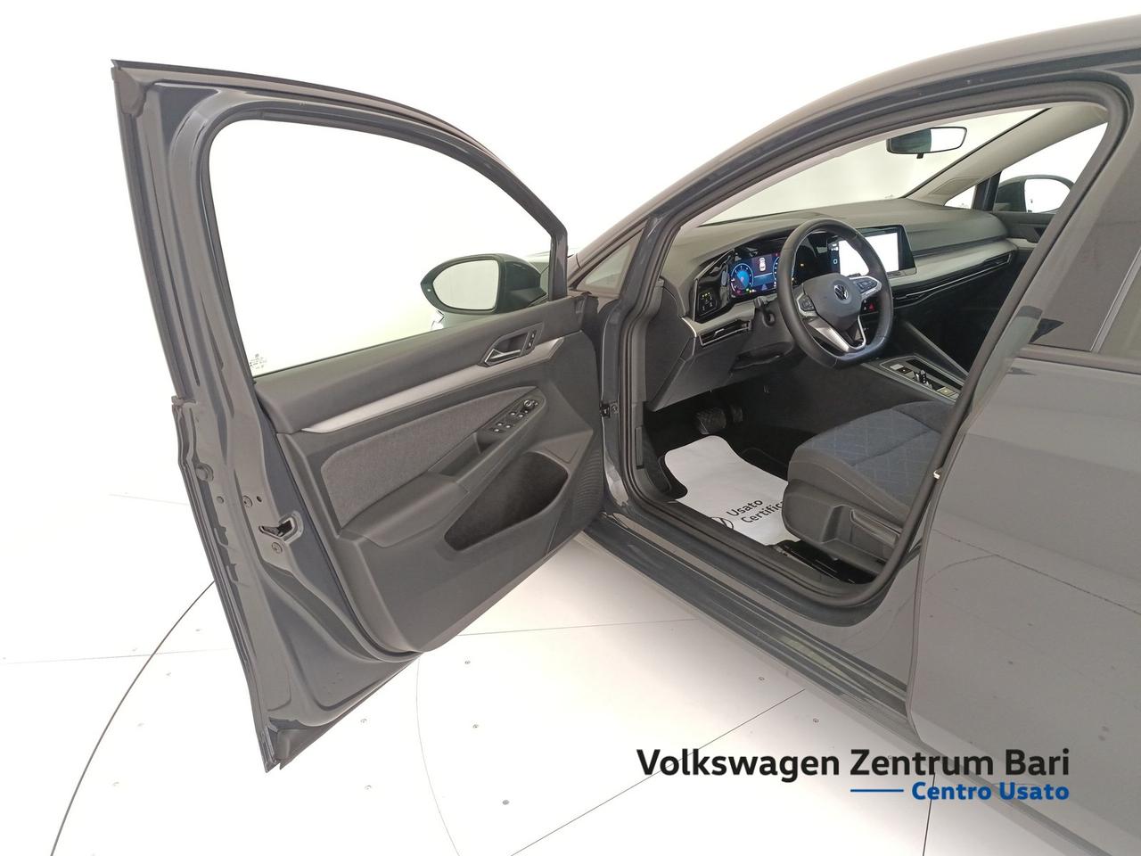 Volkswagen Golf 2.0 tdi life 115cv dsg
