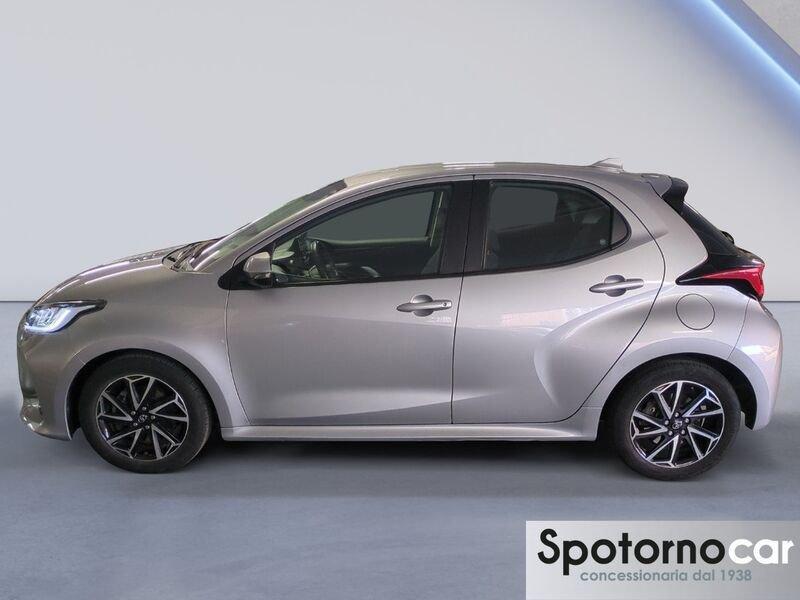 Toyota Yaris Hybrid Trend MY22