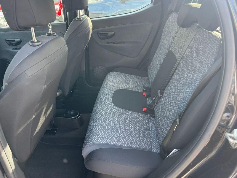 Lancia Ypsilon Ypsilon 1.0 FireFly 5 porte S&S Hybrid Silver Plus