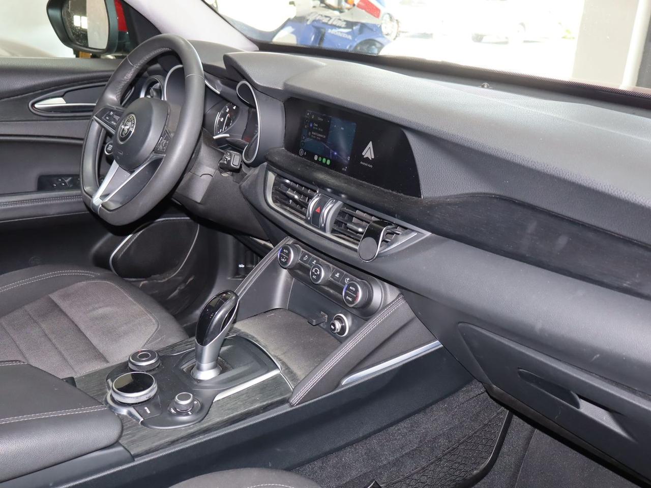 Alfa Romeo Stelvio Executive 2.2 #11355