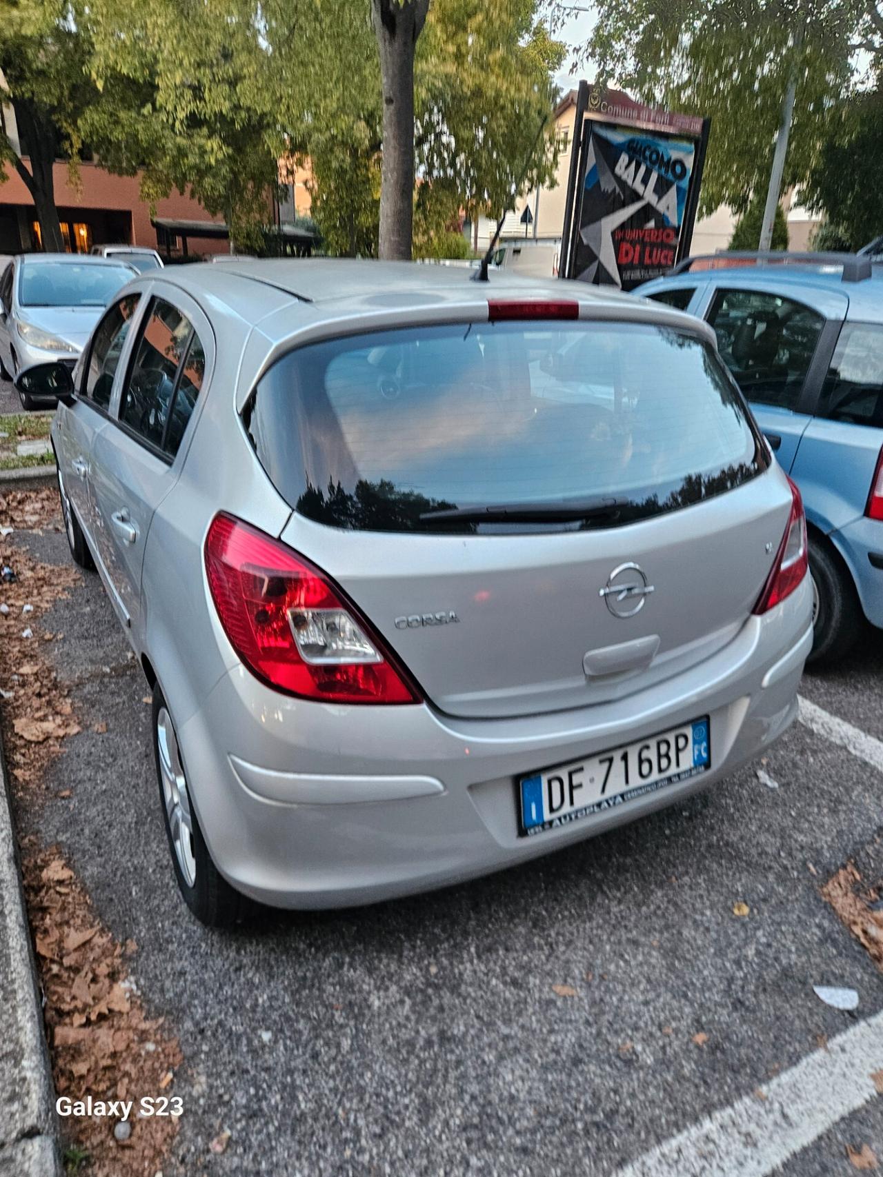 Opel Corsa 1.2 5 porte