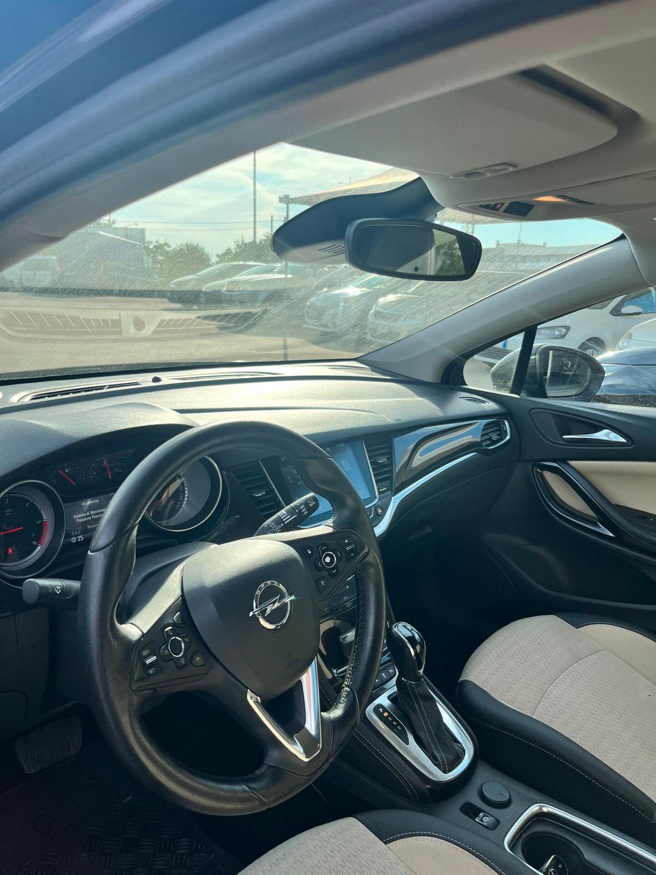 Opel Astra 1.6 CDTi 136CV Sports Tourer Innovation