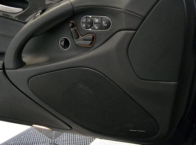 MERCEDES-BENZ SL 63 AMG AMG Performance