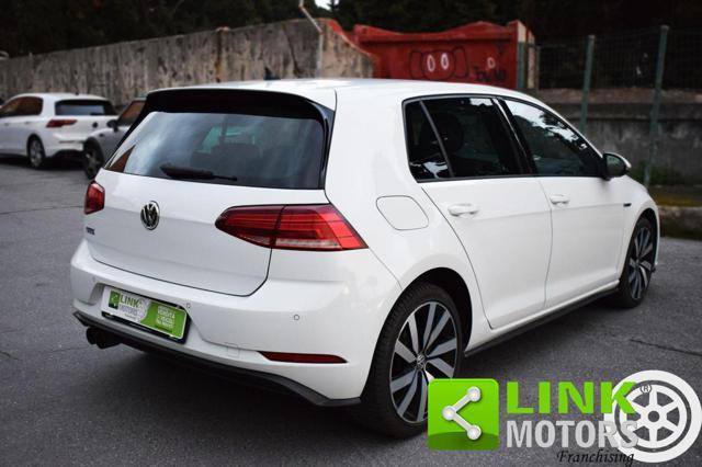 VOLKSWAGEN Golf eHIBRID