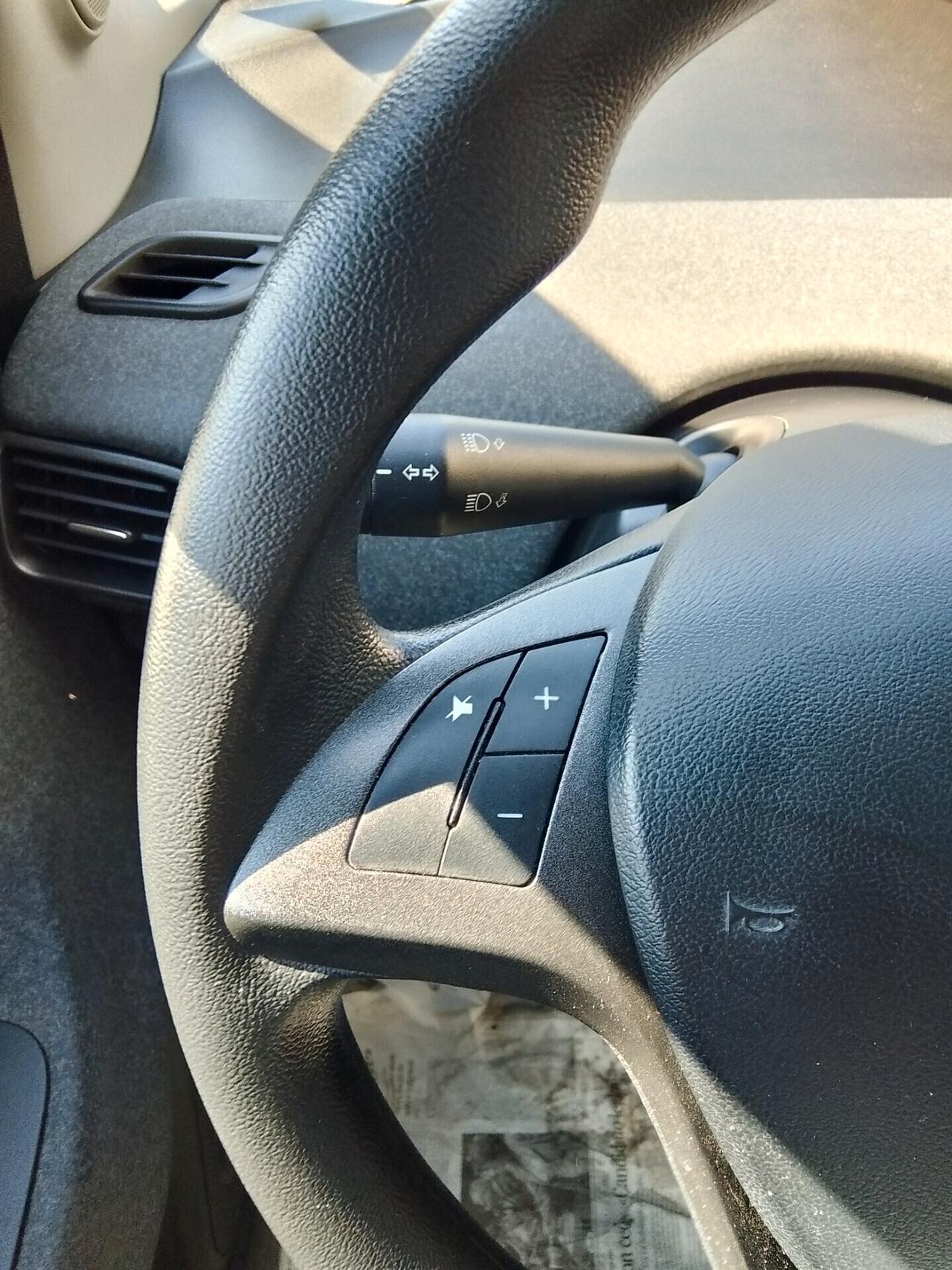 Lancia Ypsilon 1.2 69 CV 5 porte GPL Ecochic Gold