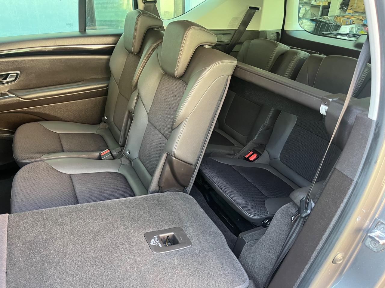 Renault Espace dCi 160CV EDC Energy Initiale Paris 4Control