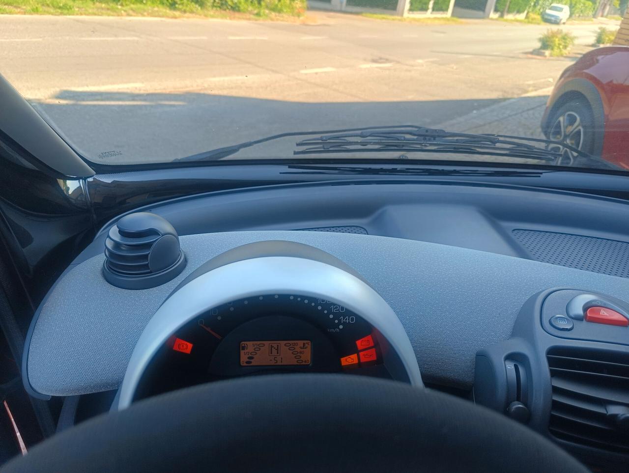 Smart ForTwo 700 coupé pure (37 kW)