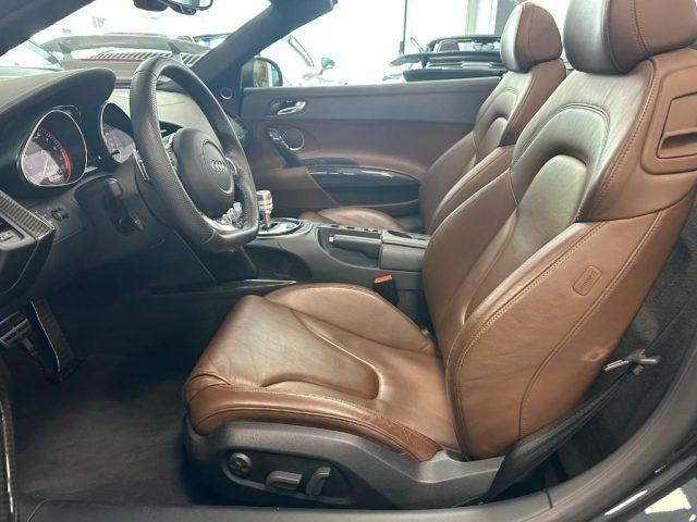 AUDI R8 Spyder 5.2 V10 FSI quattro R tronic