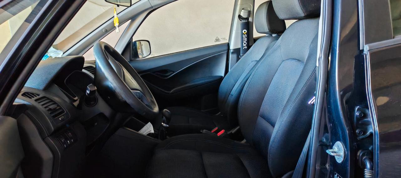Hyundai iX20 1.4 90 CV Comfort ok neopatentati