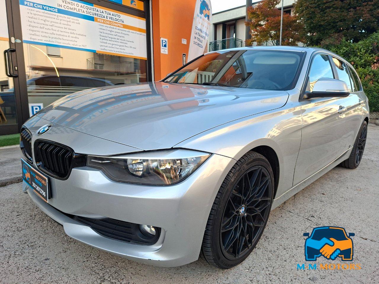 BMW 320 d Touring doppio treno di pneumatici