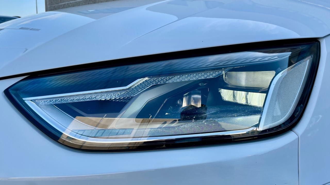 AUDI A4 AVANT 35 TDI 2.0 S-TRONIC 163 CV - INTERNI S-LINE, FULL LED