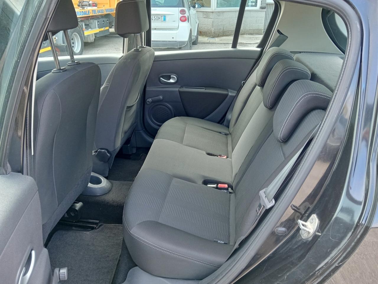 Renault Clio 1.2 16V 5 porte Yahoo!