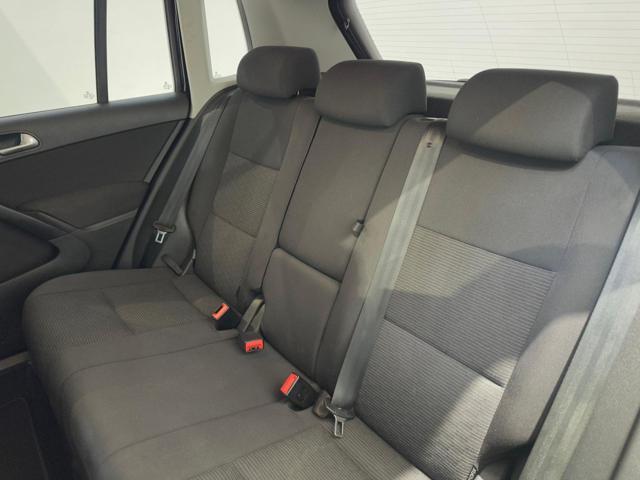 VOLKSWAGEN Tiguan 2.0 TDI Cross BlueMotion Technology