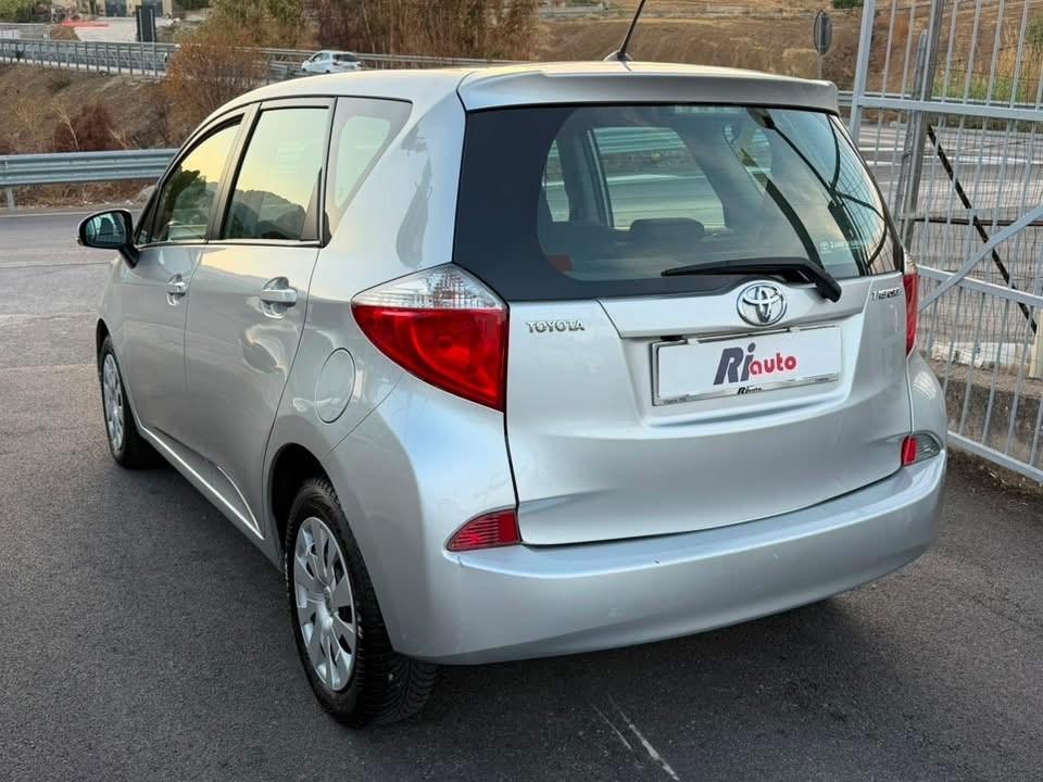 Toyota Verso-S 1.4D. 90 cv Active