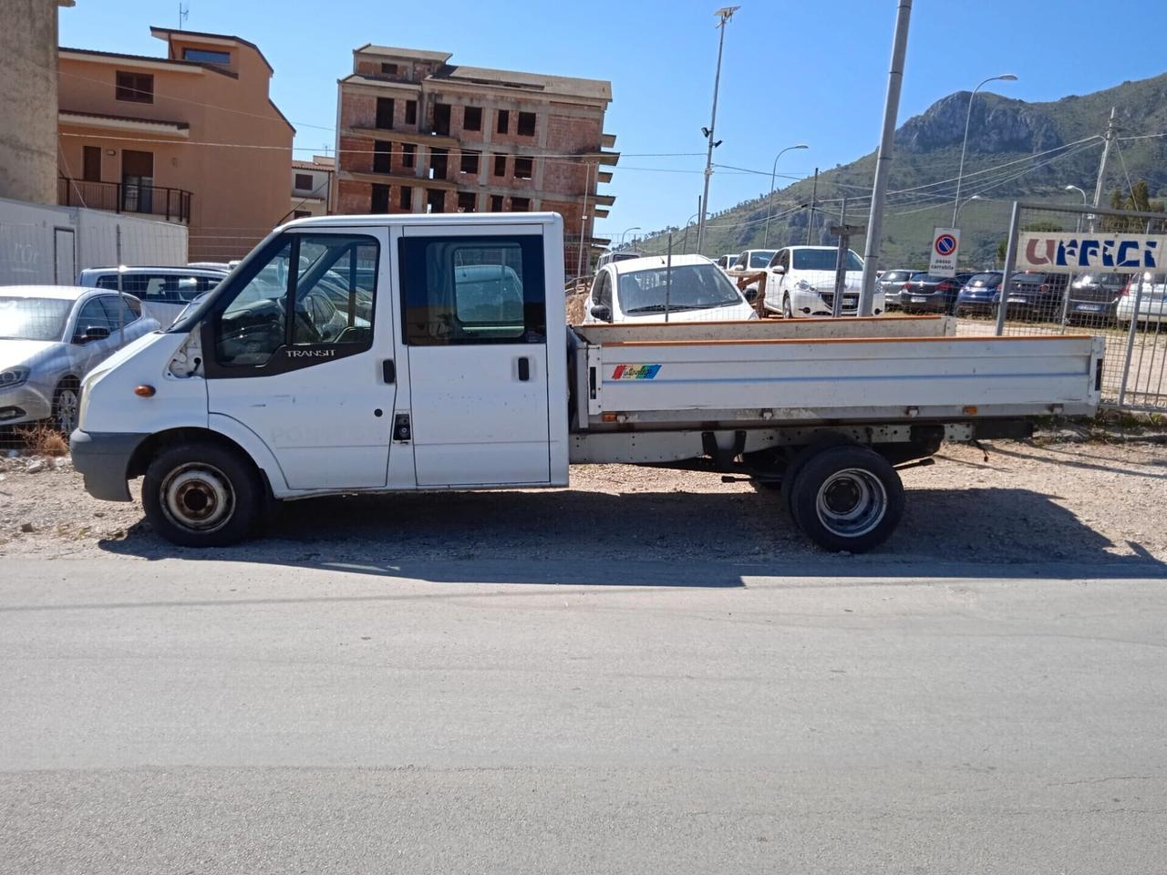 FORD TRANSIT 2.4 CC TDCI DOPPIA CABINA GEMELLATO 2010 NON MARCIANTE VENDO X RICAMBI
