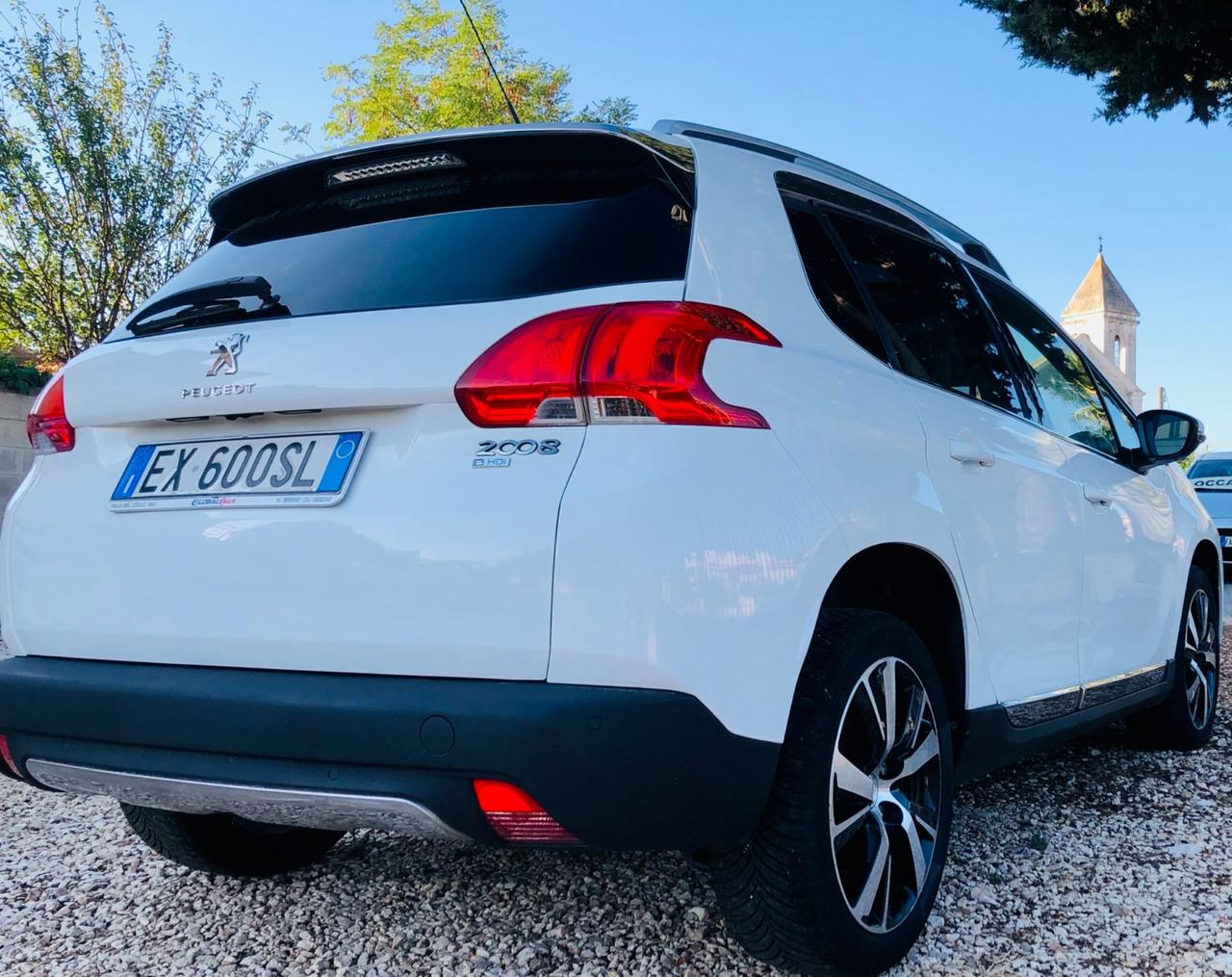 Peugeot 2008 1.6 e-HDi 115 CV Stop&Start Allure