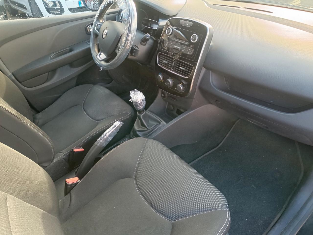 Renault Clio 1.2 75CV 5 porte Life