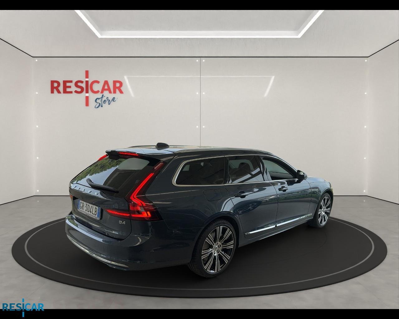 VOLVO V90 INSCRIPTION B4 AUT