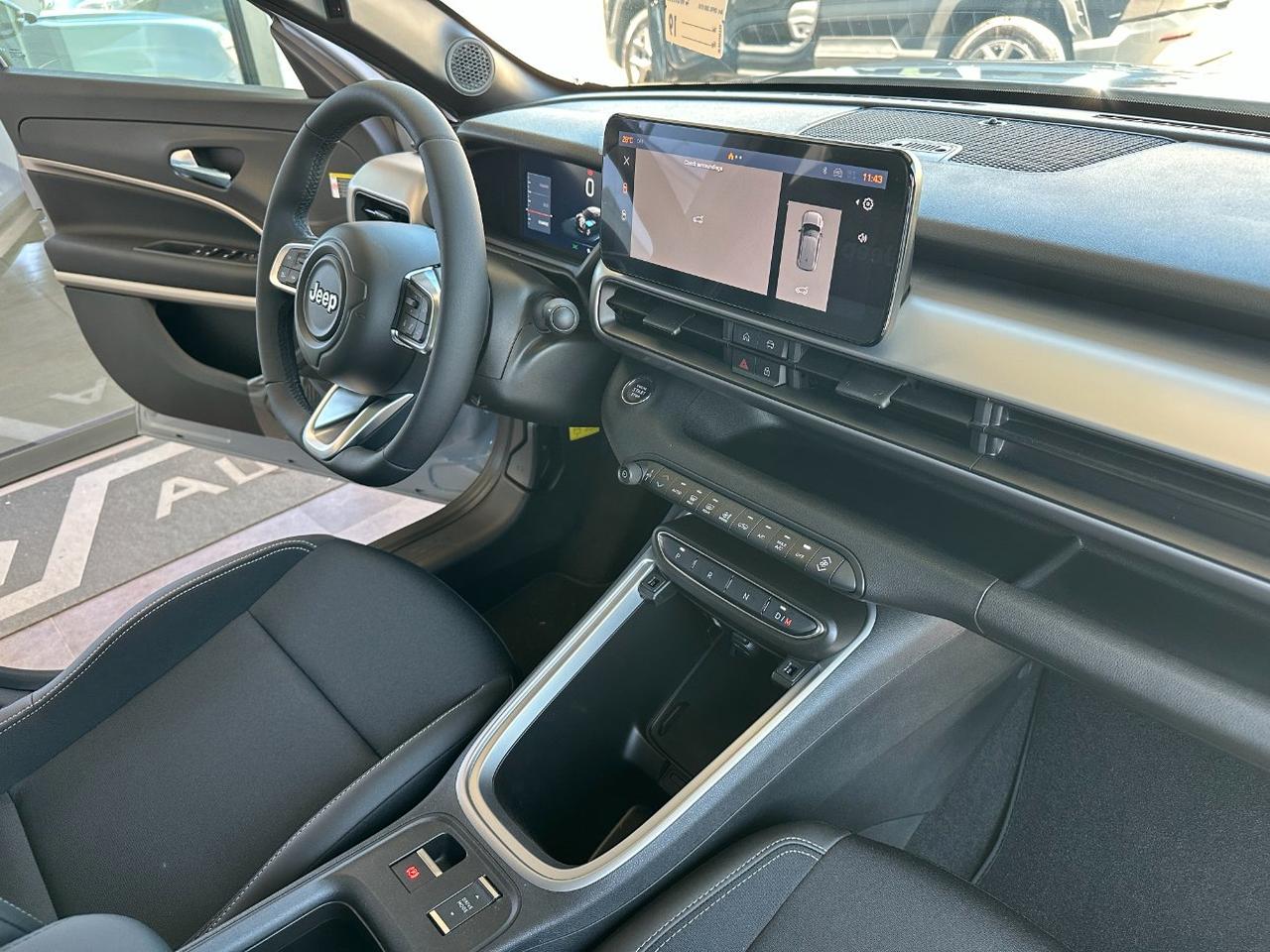 Jeep Avenger 1.2 turbo e-hybrid mhev Summit fwd 110cv edct6