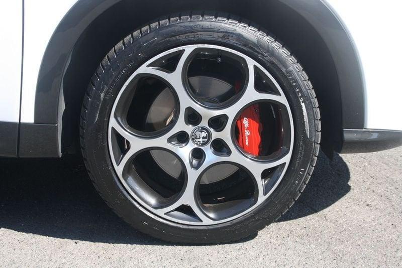 Alfa Romeo Tonale 1.3 280cv Plug in Hybrid AT6 Veloce Q4